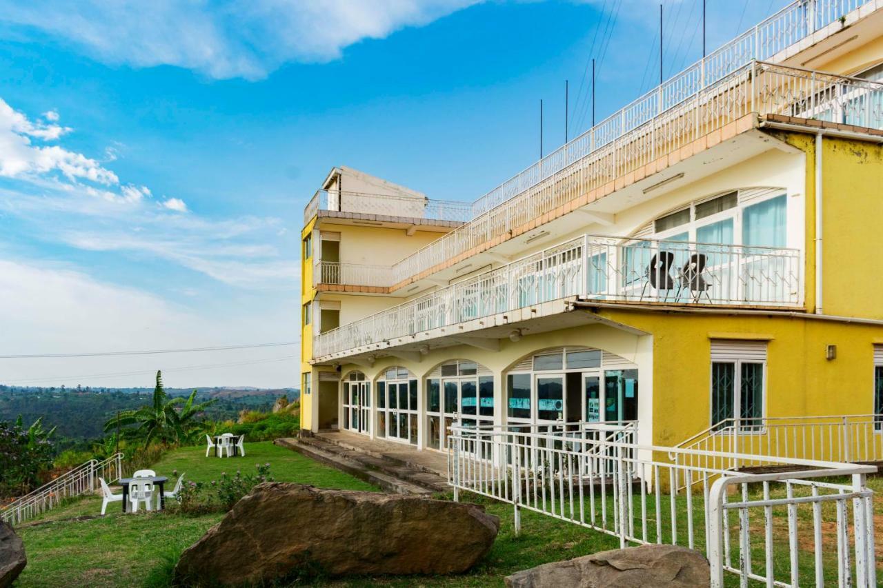 Sunrise Apartments Hotel Fort Portal Luaran gambar